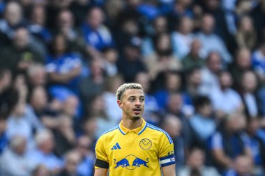 Leeds United takımından Ethan Ampadu 21 Eylül 2024 'te Cardiff City Stadyumu' nda oynanan Cardiff City - Leeds United maçında