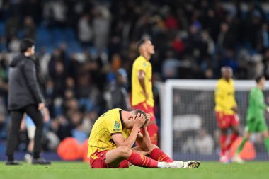 Watford 'dan Ryan Porteous, 24 Eylül 2024 tarihinde Etihad Stadyumu' nda oynanan ve Manchester City 'nin Watford' a karşı oynadığı Carabao Kupası maçında tam zamanlı olarak tepki gösterdi.