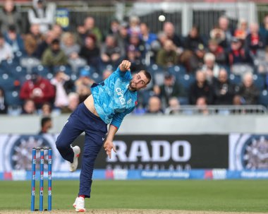 İngiltere 'den Will Jacks, İngiltere' nin Avustralya 'ya karşı oynadığı Uluslararası Üçüncü Metro Bankası maçında topu 24 Eylül 2024' te Chester-le-street, The Seat Unique Riverside 'da verecek.