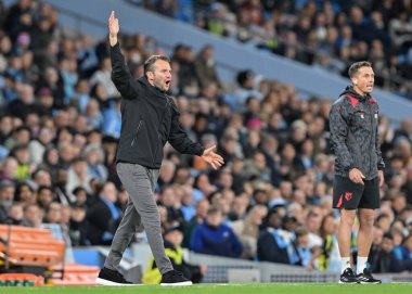 Watford 'un Tom Cleverley teknik direktörü, 24 Eylül 2024 tarihinde Etihad Stadyumu' nda oynanan Carabao Kupası maçında tepki gösterdi.