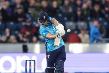 İngiltere 'den Will Jacks, 24 Eylül 2024' te İngiltere 'nin Avustralya' ya karşı oynadığı The Seat Unique Riverside, Chester-le-street maçında 6 puan aldı.