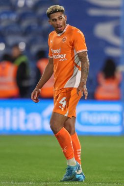 Blackpool takımından Jordan Lawrence-Gabriel 24 Eylül 2024 'te John Smith Stadyumu' nda Huddersfield Town 'a karşı Blackpool maçında