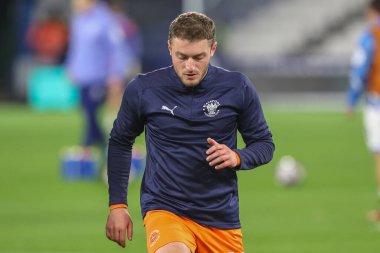 Blackpool 'dan Elliot Embleton 24 Eylül 2024' te İngiltere 'nin Huddersfield Stadyumu' nda oynanan Sky Bet 1 karşılaşmasında ısınma turunda Huddersfield Town ile Blackpool karşılaşacak.