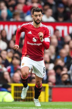 Manchester United 'ın Manchester United ile Tottenham Hotspur arasındaki Premier League maçında Bruno Fernandes, Old Trafford, Manchester, İngiltere' de 29 Eylül 202