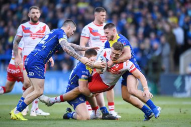 St. Helens 'ten Mark Percival, 28 Eylül 2024' te İngiltere 'nin Warrington şehrindeki Halliwell Jones Stadyumu' nda oynanan Betfred Süper Lig eleme maçında baskı altındaydı.