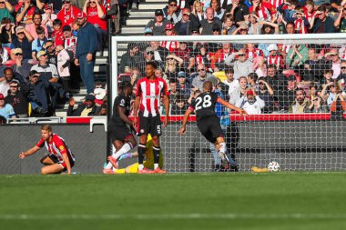 West Ham United takımından Tomas Soucek, Premier League maçında Brentford 'a karşı West Ham United' ın 28 Eylül 2024 'te Londra' daki The Gtech Community Stadyumu 'nda yaptığı maçta 1-1' lik skora ulaştı.