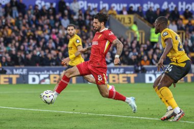 Liverpool 'dan Dominik Szoboszlai, 28 Eylül 2024 tarihinde İngiltere' nin Wolineux kentinde oynanan Premier League karşılaşmasında Wolverhampton Wanderers 'a karşı Liverpool maçında gol attı.