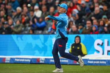 İngiltere 'den Jacob Bethell, Birleşik Krallık' ın Bristol şehrinde 29 Eylül 2024 tarihinde oynanan 1.