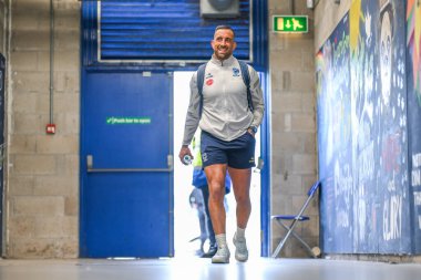 Warrington Wolves 'tan Paul Vaughan, 28 Eylül 2024' te İngiltere 'nin Warrington şehrindeki Halliwell Jones Stadyumu' nda oynanan 2 Warrington Wolves-St Helens maçında Betfred Süper Lig play-off elemelerinden önce geldi.