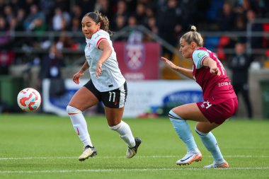 Liverpool 'dan Olivia Smith, 29 Eylül 2024' te İngiltere 'deki Chigwell İnşaat Stadyumu' nda Batı Ham United Women - Liverpool Women maçında 0-1 berabere kaldı.