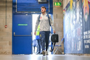 Warrington Wolves 'tan Matty Ashton, 28 Eylül 2024' te İngiltere 'nin Warrington şehrindeki Halliwell Jones Stadyumu' nda oynanan 2 Warrington Wolves-St Helens maçında Betfred Süper Lig play-off elemelerinden önce geldi.