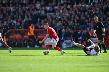 Nottingham Forrest 'tan Elliot ANDERSON Premier League maçında topla saldırıyor Nottingham Forest Fulham' a karşı City Ground, Nottingham, İngiltere, 28 Eylül 2024
