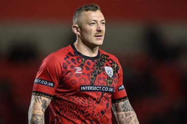 Leigh Leopards takımından Josh Charnley, 27 Eylül 2024 'te İngiltere' de oynanan Betfred Süper Lig eleme maçında Salford Red Devils - Leigh Leopards maçında ısındı.