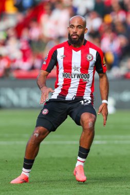 Brentford 'dan Bryan Mbeumo, Premier League maçında Brentford, West Ham United' a karşı Gtech Community Stadyumu 'nda maç yapıyor.