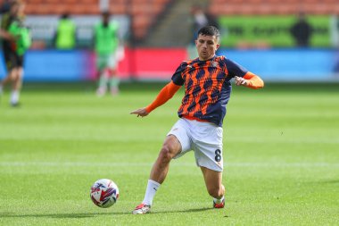 Blackpool 'dan Albie Morgan 28 Eylül 2024' te Bloomfield Road, Blackpool 'da Blackpool' a karşı oynanan Sky Bet Ligi 1 maçı öncesi ısınma maçında
