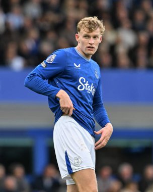 Everton 'dan Jarrad Branthwaite Premier League maçı sırasında Everton, 28 Eylül 2024' te Goodison Park 'ta Crystal Palace' a karşı.