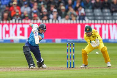 İngiltere 'den Jacob Bethell, Birleşik Krallık' ın Bristol şehrinde 29 Eylül 2024 'te oynanan 1.