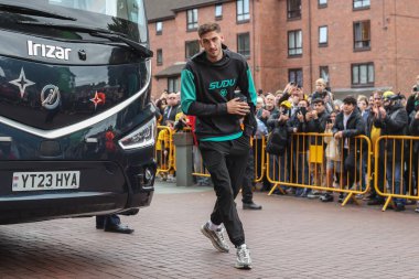 Wolverhampton Wanderers takımından Santiago Bueno, 28 Eylül 2024 tarihinde İngiltere 'nin Wolverhampton kentinde oynanan Premier League karşılaşmasında Wolverhampton Wanderers' a karşı Liverpool maçına geldi.