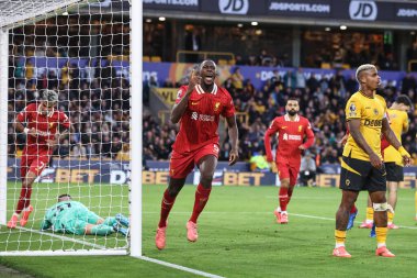 Liverpool 'dan İbrahima Konat, 28 Eylül 2024 tarihinde İngiltere' nin Wolverhampton kentinde oynanan Premier League karşılaşmasında Wolverhampton Wanderers 'a karşı Liverpool maçında 0-1 kazanma hedefini kutluyor.