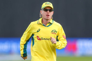 Avustralya 'dan Adam Zampa, Uluslararası Beşinci Metro Bankası' nın 29 Eylül 2024 'te, Bristol, İngiltere' deki Unique Stadyumu 'nda Avustralya' ya karşı oynadığı karşılaşma sırasında