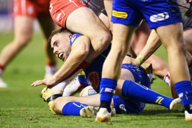 Warrington Wolves takımından James Harrison, 28 Eylül 2024 'te İngiltere' nin Warrington kentinde oynanan Betfred Süper Lig eleme maçında 2 Warrington Wolves St. Helens 'a karşı oynamıştır.