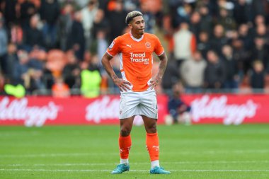 Blackpool takımından Jordan Lawrence-Gabriel 28 Eylül 2024 'te Bloomfield Road, Blackpool' da oynanan Blackpool-Burton Albion maçında