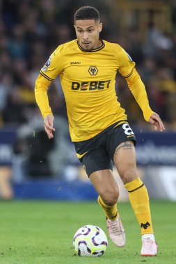 Wolverhampton Wanderers 'dan Joo Gomes Premier League maçı sırasında Wolverhampton Wanderers, Molineux, Wolverhampton' da Liverpool 'a karşı, 28 Eylül 2024