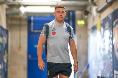 Warrington Wolves 'tan George Williams, 28 Eylül 2024' te İngiltere 'nin Warrington şehrindeki Halliwell Jones Stadyumu' nda oynanan 2 Warrington Wolves-St Helens maçında Betfred Süper Lig play-off elemelerinden önce geldi.