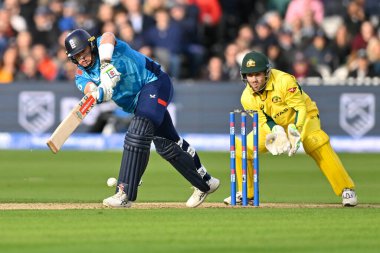 İngiltere 'den Jamie SMITH, 27 Eylül 2024' te Londra Lords 'da oynanan 1.