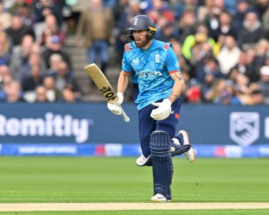 İngiltere 'den Phil SALT, 27 Eylül 2024' te Londra Lords 'da 3.