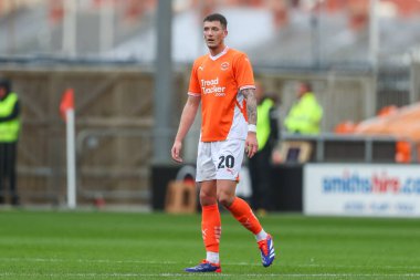 Blackpool takımından Oliver Casey 28 Eylül 2024 'te Bloomfield Road, Blackpool' da oynanan Blackpool - Burton Albion maçında
