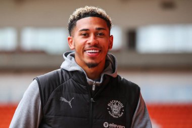 Blackpool 'dan Jordan Lawrence-Gabriel, 1 Ekim 2024' te Bloomfield Road, Blackpool, İngiltere 'de oynanan Blackpool-Lincoln maçından önce geldi.