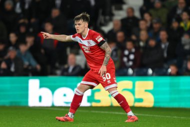 Middlesbrough 'dan Ben Doak, 1 Ekim 2024' te İngiltere 'nin West Bromwich Albion-Middlesbrough maçında takım arkadaşlarına talimat veriyor.