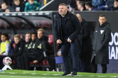 Plymouth Argyle 'ın Wayne Rooney teknik direktörü 1 Ekim 2024' te Burnley, Burnley, Burnley 'de Plymouth Argyle' a karşı oynadığı Gökyüzü İddia Şampiyonası maçında