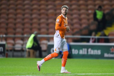 Blackpool takımından James Husband 1. Maç sırasında Blackpool Lincoln City 'e karşı Bloomfield Road, Blackpool, İngiltere, 1 Ekim 2024
