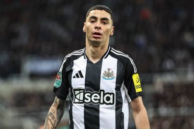 Newcastle United 'dan Miguel Almirn, Carabao Kupası 3. Raunt Newcastle United' a karşı St. James 's Park, Newcastle, 1 Ekim 2024