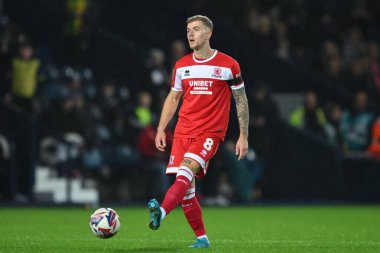 Middlesbrough 'dan Riley McGree, West Bromwich Albion' a karşı Middlesbrough 'un 1 Ekim 2024' te oynadığı The Hawthorns, West Bromwich, Birleşik Krallık Gökyüzü İddia Şampiyonası maçında pas attı.