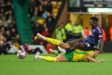 Leeds United takımından Wilfried Gnonto 'ya Norwich City' den Callum Doyle, Norwich City - Leeds United maçında meydan okudu.