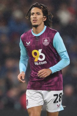 Burnley 'den Hannibal Mejbri Gök İddia Şampiyonası maçında Burnley ile Plymouth Argyle karşı karşıya Turf Moor, Burnley, Birleşik Krallık, 1 Ekim 2024