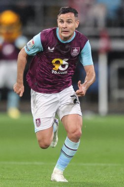 Burnley 'den Josh Cullen Sky Bet Şampiyonası maçında Burnley, Burnley' e karşı Turf Moor, Burnley, İngiltere, 1 Ekim 2024