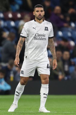 Burnley takımından Hannes Delcroix, Sky Bet Şampiyonası maçında Burnley, Burnley 'e karşı Turf Moor, Burnley, İngiltere, 1 Ekim 2024