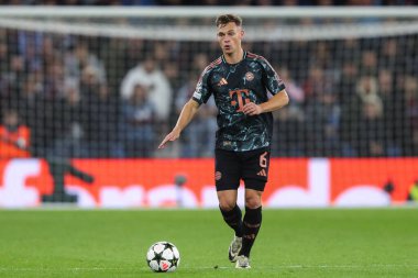 Bayern Münih 'ten Joshua Kimmich UEFA Şampiyonlar Ligi Sahne Maçı' nda Aston Villa, Bayern Münih 'e karşı Villa Park, Birmingham, İngiltere, 2 Ekim 2024