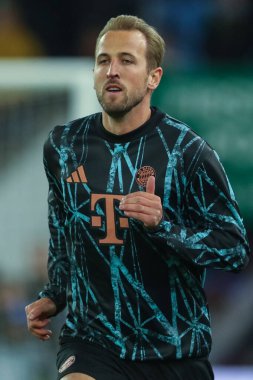 Bayern Münih 'ten Harry Kane UEFA Şampiyonlar Ligi Stage maçı sırasında oynanan ısınma maçında Villa Park, Birmingham, Birleşik Krallık' ta Aston Villa-Bayern Münih maçında