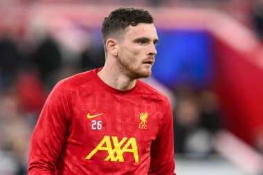 Liverpool 'dan Andy Robertson, 2 Ekim 2024' te İngiltere 'nin Liverpool kentinde oynanan Liverpool-Bologna Ligi Şampiyonlar Ligi karşılaşmasından önce ısındı.