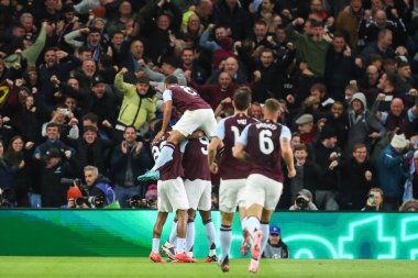 Aston Villa 'dan Jhon Durn, UEFA Şampiyonlar Ligi Stage karşılaşmasında 1-0' lık galibiyetini kutluyor. Aston Villa, Bayern Münih 'e karşı Villa Park, Birmingham, Birleşik Krallık, 2 Ekim 2024
