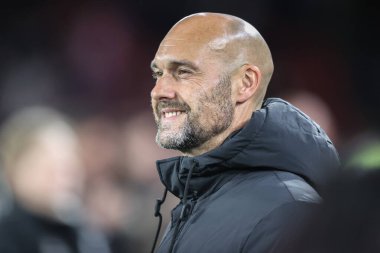 Swansea City 'den Luke Williams, Sky Bet Şampiyonası' nda Sheffield United ile Swansea City arasında oynanan Bramall Lane, Sheffield, İngiltere 'de 2 Ekim 2024