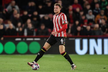 Sheffield United 'dan Harry Souttar, Sheffield Lane, Sheffield, Birleşik Krallık' ta Sheffield United ve Swansea City maçında 2 Ekim 2024 'te maç yapıyor.