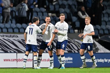 Preston North End 'den Milutin Osmaji, 2 Ekim 2024' te Preston North End, İngiltere Deepdale 'de Preston North End Watford' a karşı oynanan Sky Bet Şampiyonası 'nda 2-0 Preston' a karşı ikinci golünü kutluyor.