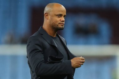 Bayern Münih teknik direktörü Vincent Kompany, UEFA Şampiyonlar Ligi Sahne Maçı sırasında İngiltere 'nin Birmingham kenti Villa Park' ta Aston Villa-Bayern Münih maçına geldi.