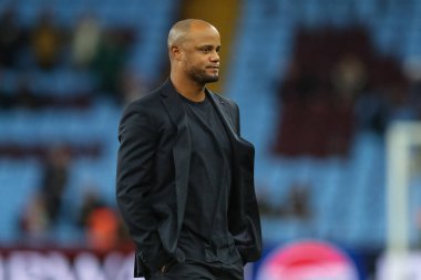 Bayern Münih teknik direktörü Vincent Kompany, UEFA Şampiyonlar Ligi Sahne Maçı sırasında İngiltere 'nin Birmingham kenti Villa Park' ta Aston Villa-Bayern Münih maçına geldi.